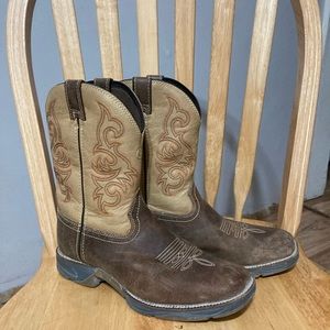 Tiny Llama boys boots size 5.5